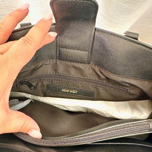 Nine West Lynn Black Classic Satchel - NEW - Picture 14 of 14